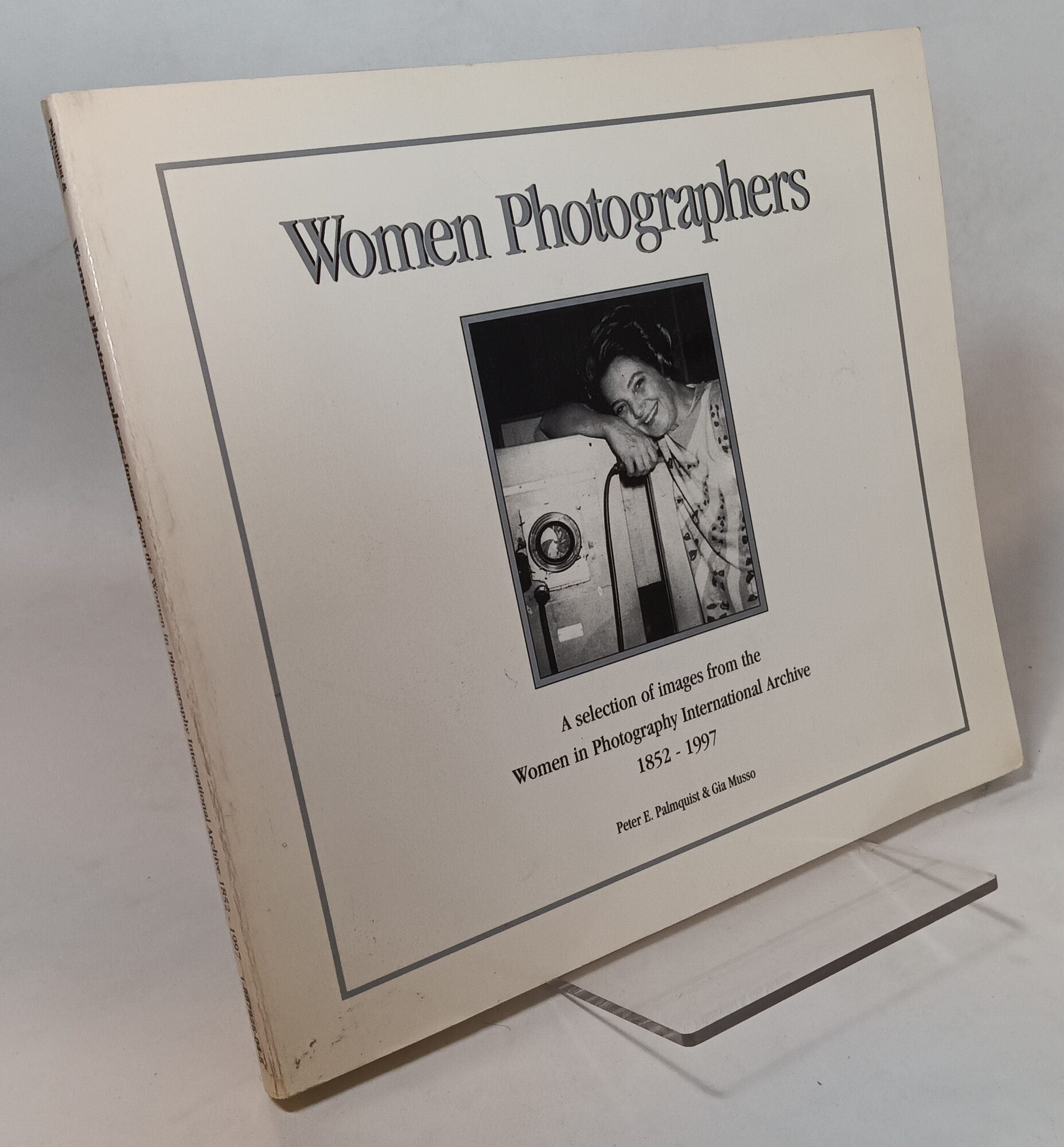 Women Photographers: A selection of images from the Women in ...